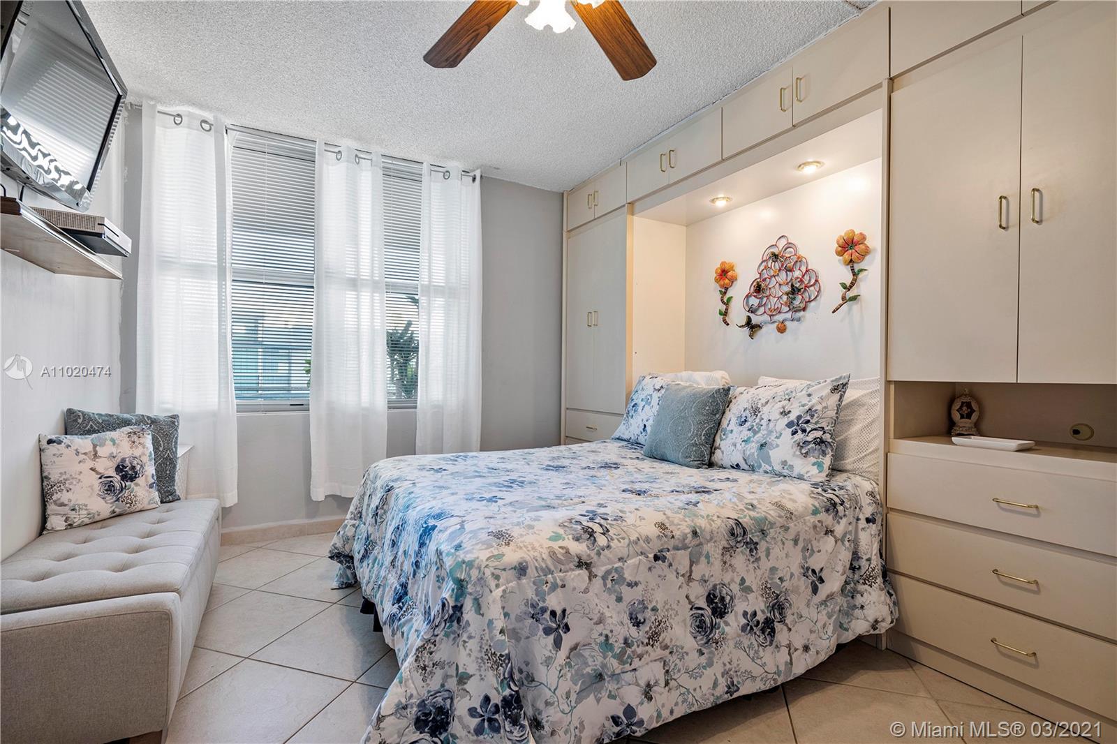 9225 Collins Avenue, Unit 411 Surfside, FL 33154 - Photo 23 of 36