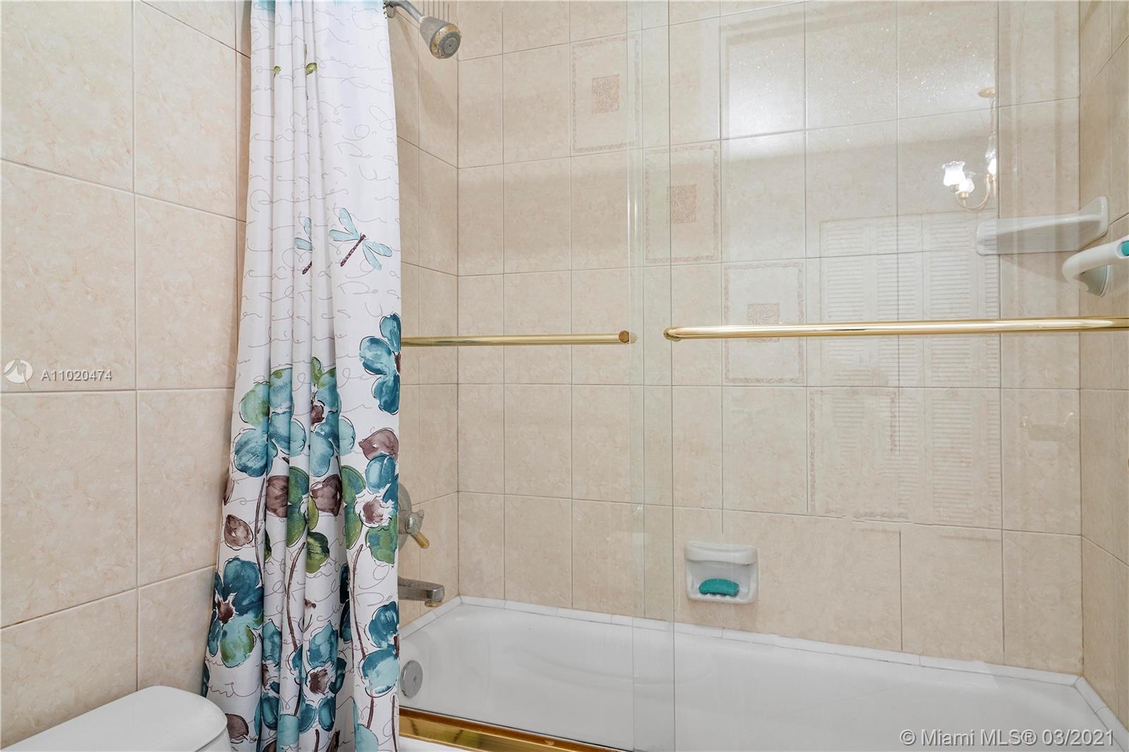 9225 Collins Avenue, Unit 411 Surfside, FL 33154 - Photo 26 of 36