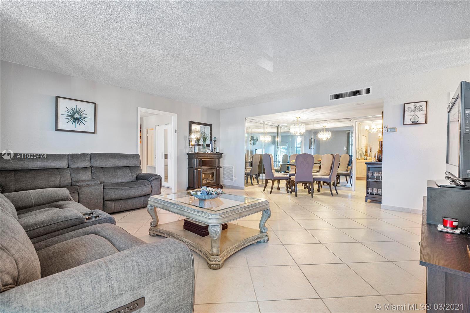 9225 Collins Avenue, Unit 411 Surfside, FL 33154 - Photo 7 of 36