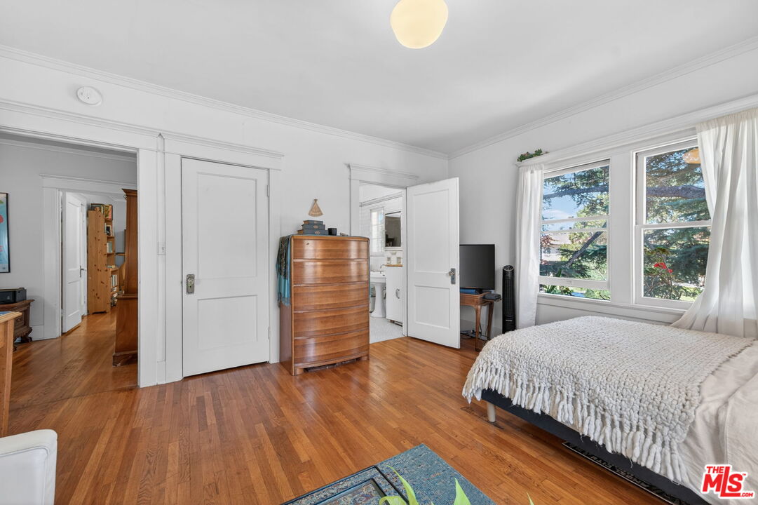 1614 Virginia Road Los Angeles, CA 90019 - Photo 20 of 26 Gallery Image 20