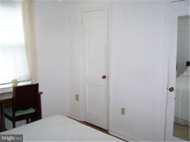 2229 Avon Road Ardmore, PA 19003 - Photo 12 of 21 Bedroom - Main