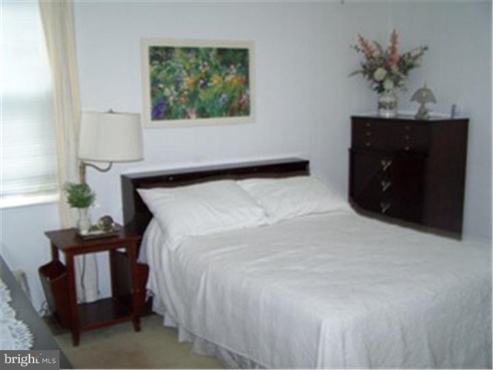 2229 Avon Road Ardmore, PA 19003 - Photo 10 of 21 Bedroom - Main