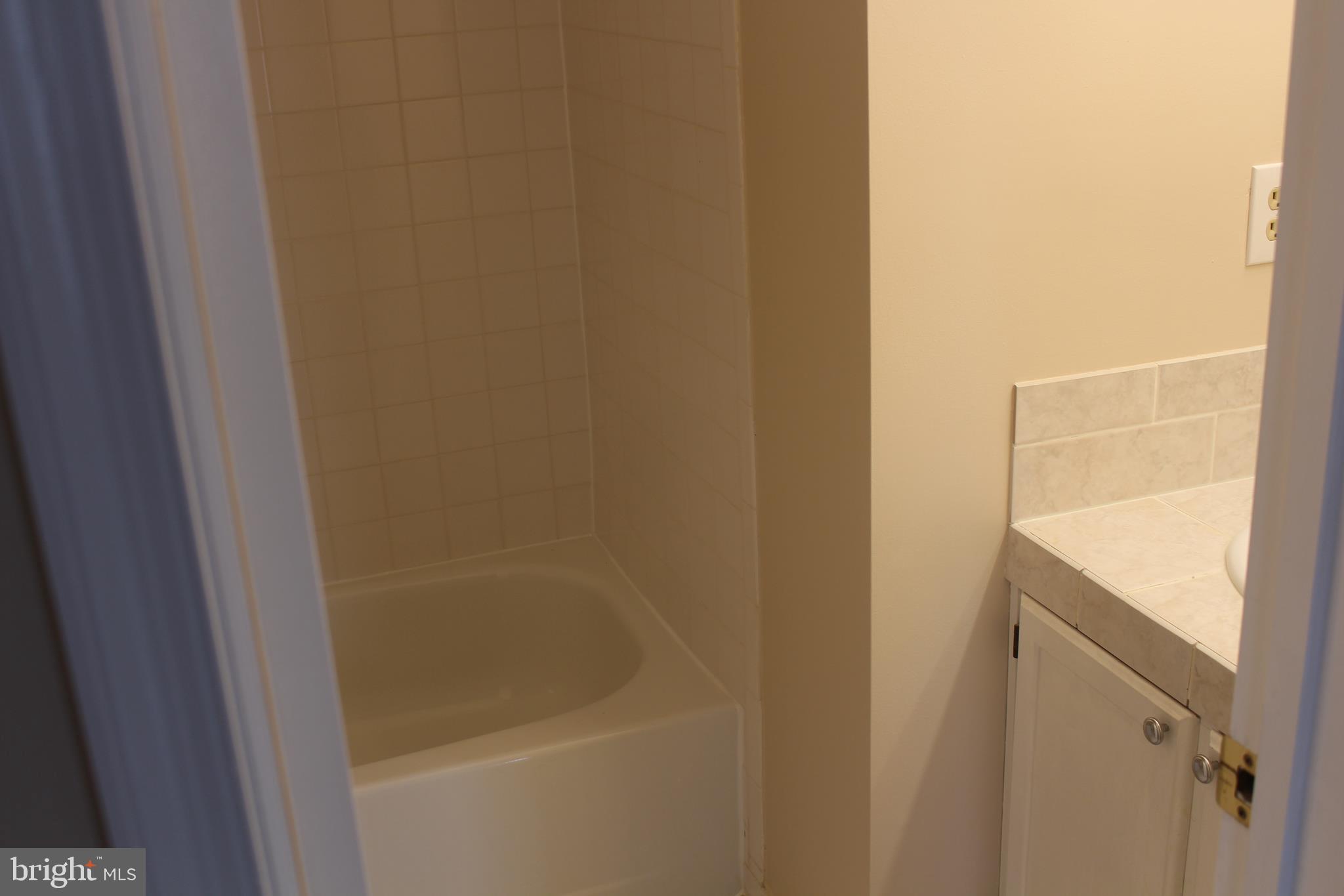 611 Suffield Drive Gaithersburg, MD 20878 - Photo 16 of 35