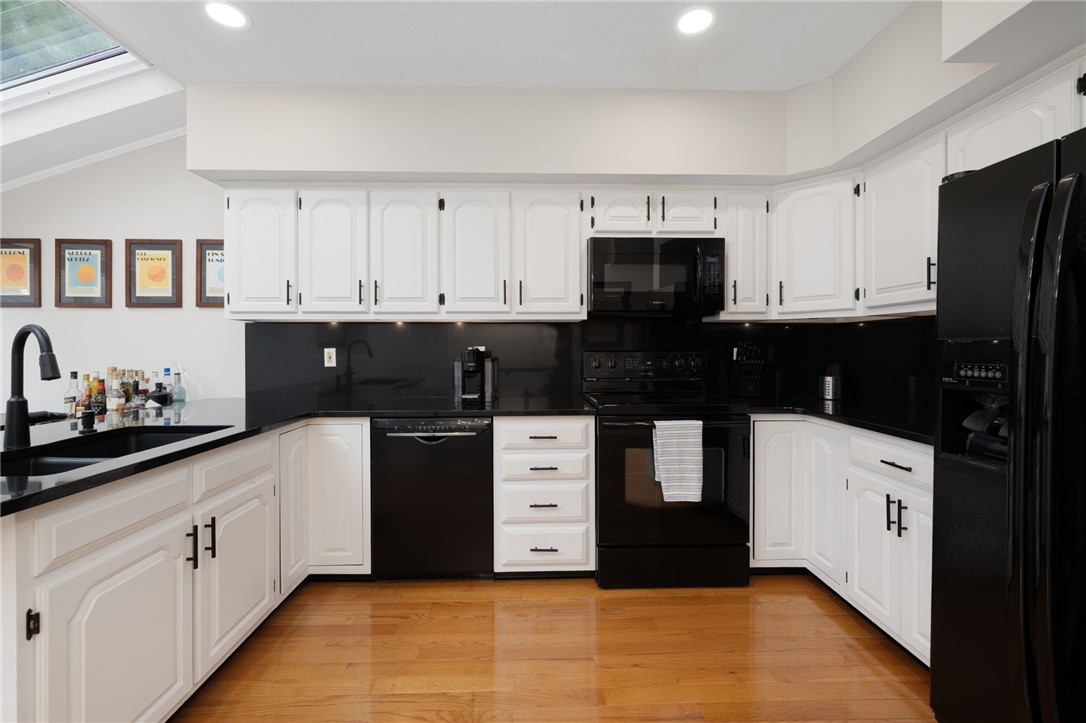 4480 Post Road, Unit 7 Warwick, RI 02818 - Photo 12 of 36