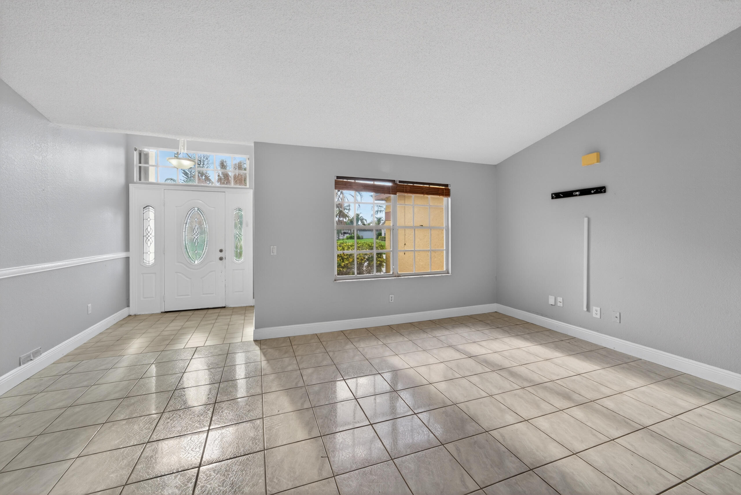 6956 Northwest Jorgensen Road Port St. Lucie, FL 34983 - Photo 5 of 21 DSC02895