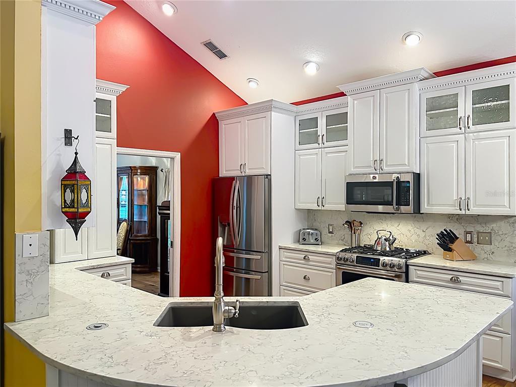 2433 Stoneview Road Orlando, FL 32806 - Photo 20 of 79