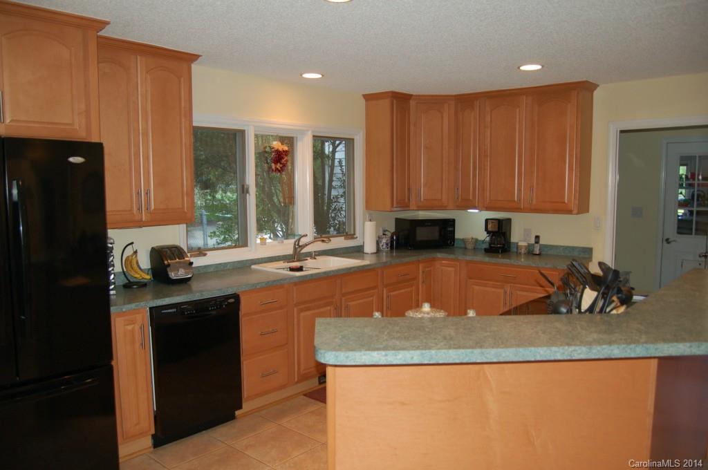 153 Wesley Amaker Road York, SC 29745 - Photo 15 of 24 Gallery Image 15