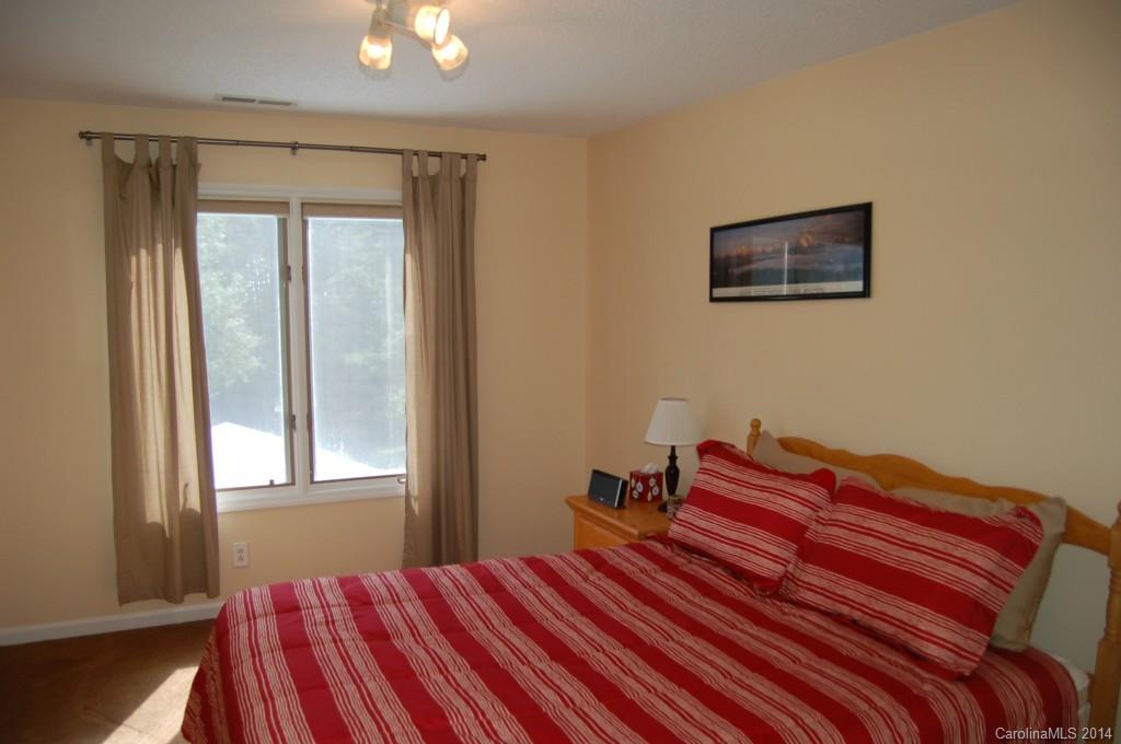 153 Wesley Amaker Road York, SC 29745 - Photo 7 of 24 Gallery Image 7