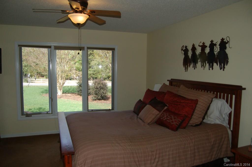 153 Wesley Amaker Road York, SC 29745 - Photo 8 of 24 Gallery Image 8