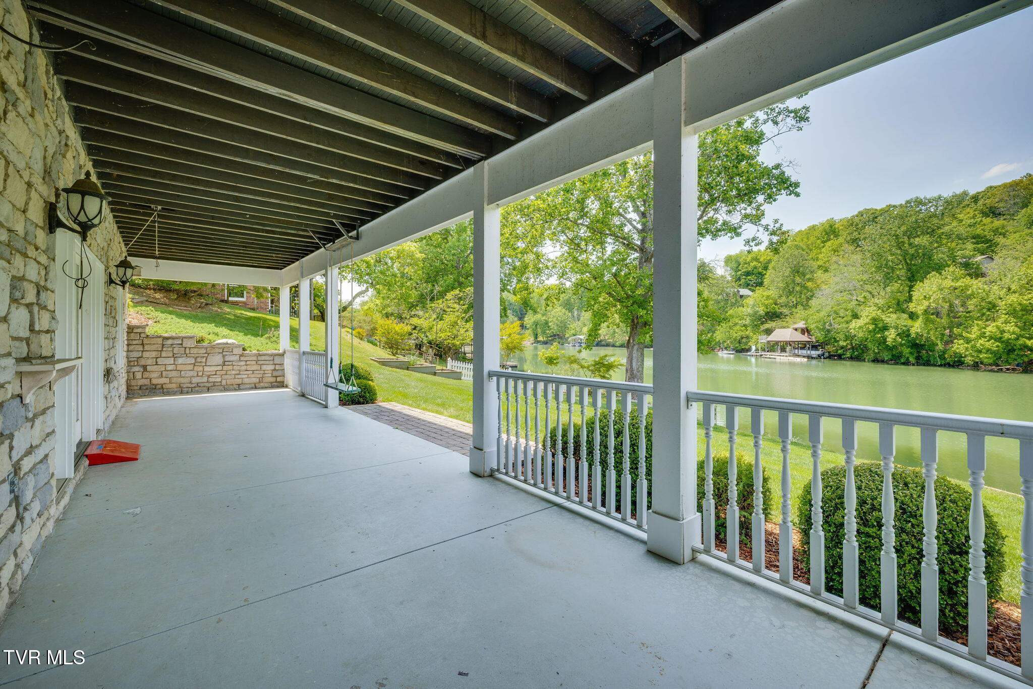 1962 Cooks Valley Road Kingsport, TN 37664 - Photo 43 of 56 043