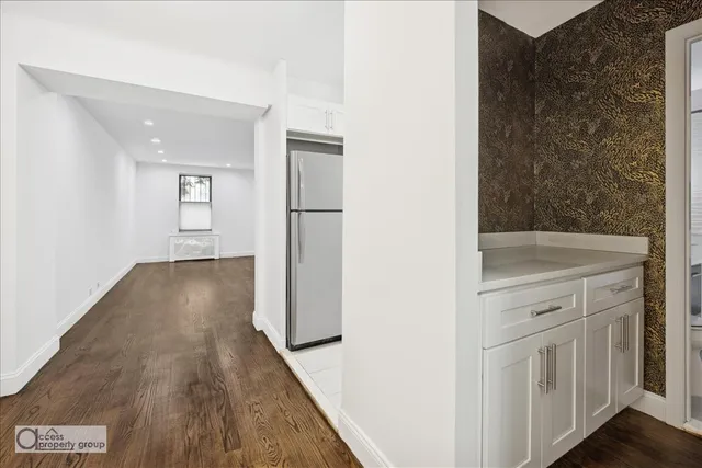 $259,000 | 98 Park Terrace East, Unit 1E | Inwood