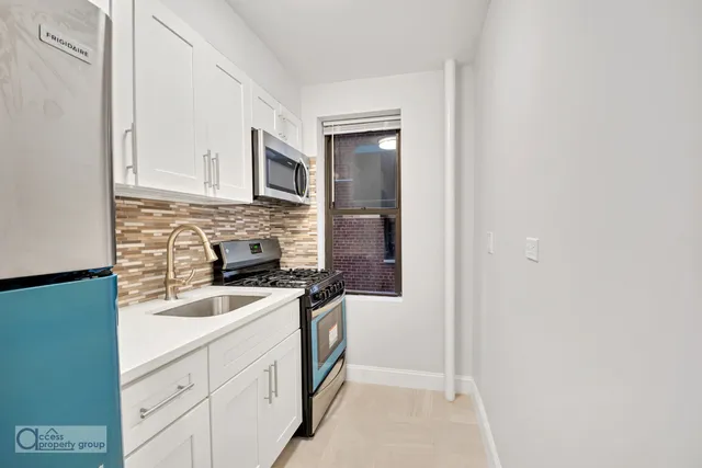 $259,000 | 98 Park Terrace East, Unit 1E | Inwood