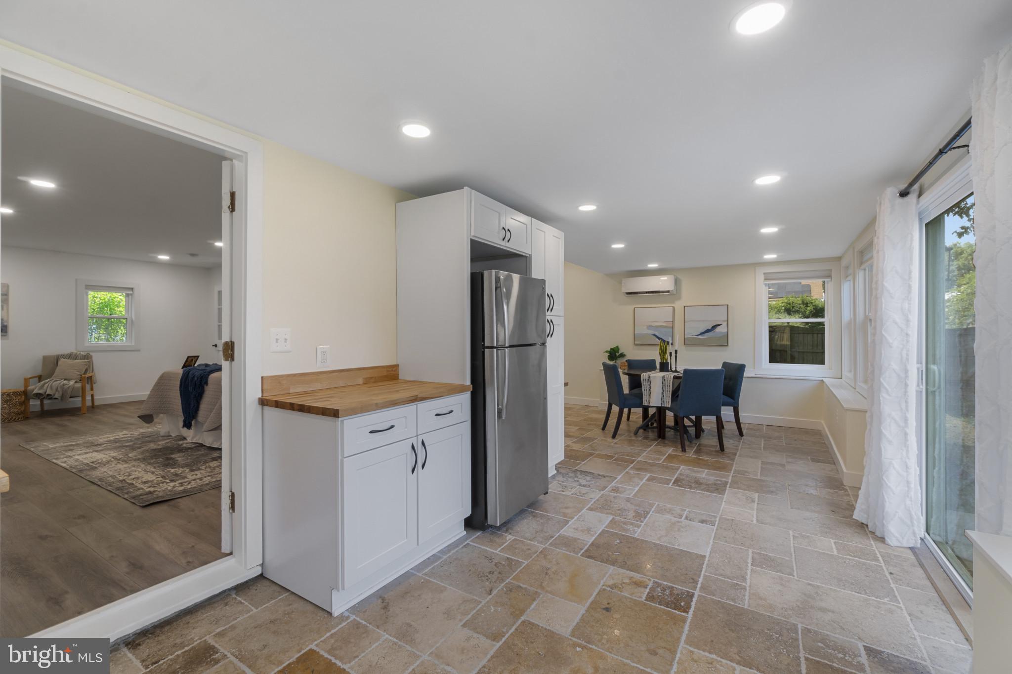 8293 Shilling Road Pasadena, MD 21122 - Photo 23 of 37 2nd kitchen