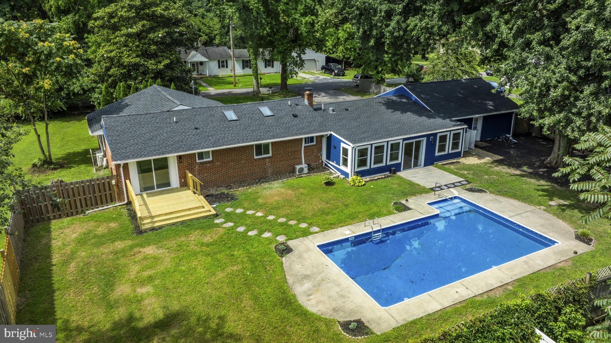 8293 Shilling Road Pasadena, MD 21122 - Photo 32 of 37 Gallery Image 32
