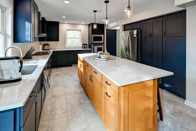 $649,900 | 3702 Nathan Hale Court, Middleton, WI 53562