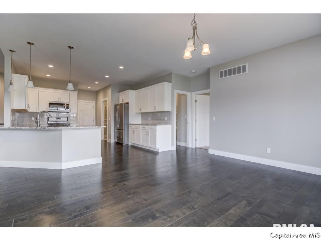 4651 Casey Drive Springfield, IL 62711 - Photo 9 of 27 Gallery Image 9