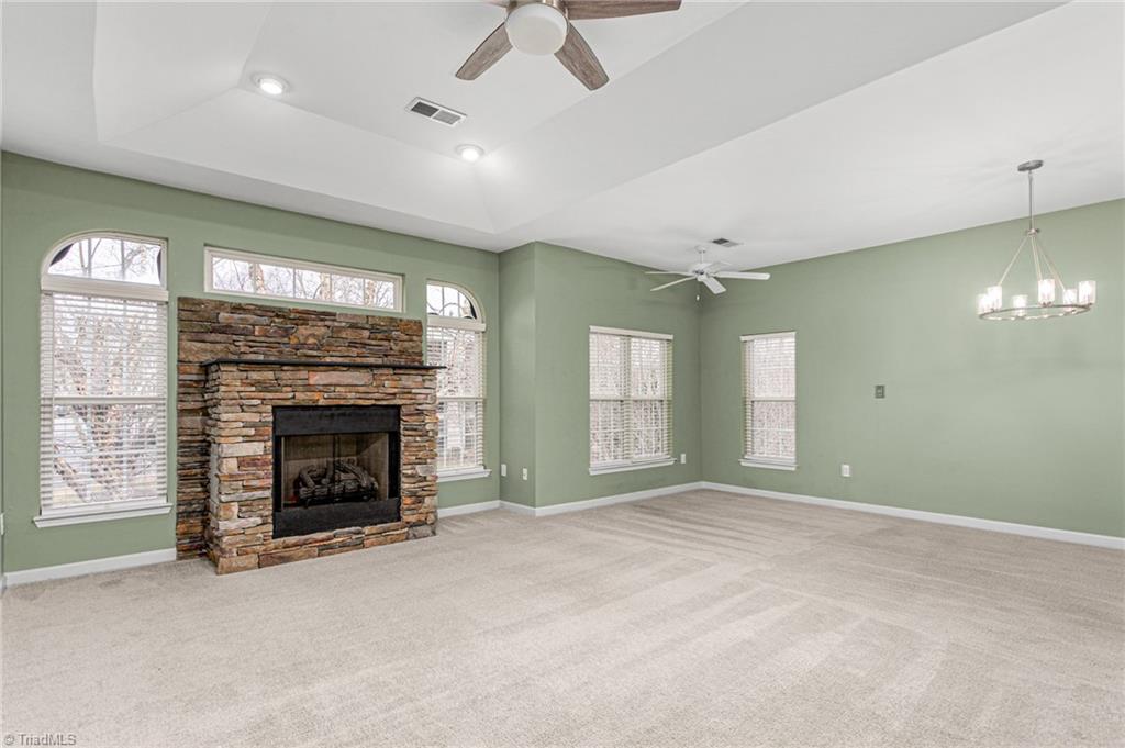 3001 Greystone Point, Unit J Greensboro, NC 27410 - Photo 4 of 23