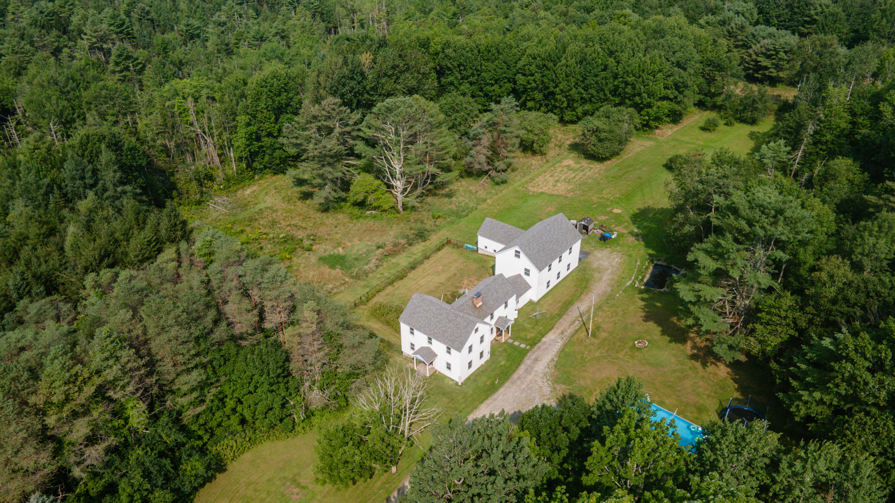 372 Washington Road Waldoboro, ME 04572 - Photo 5 of 37 Exterior3