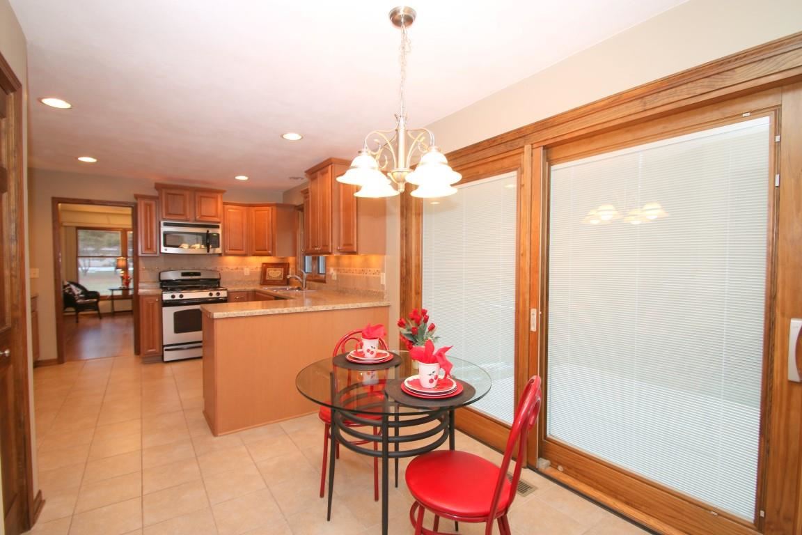 6286 Bradford Road Cherry Valley, IL 61016 - Photo 7 of 24 Gallery Image 7