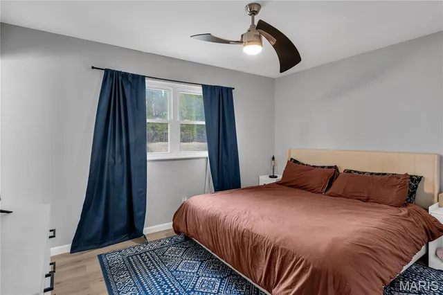 $214,900 | 12178 El Camara Drive, Florissant, MO 63033