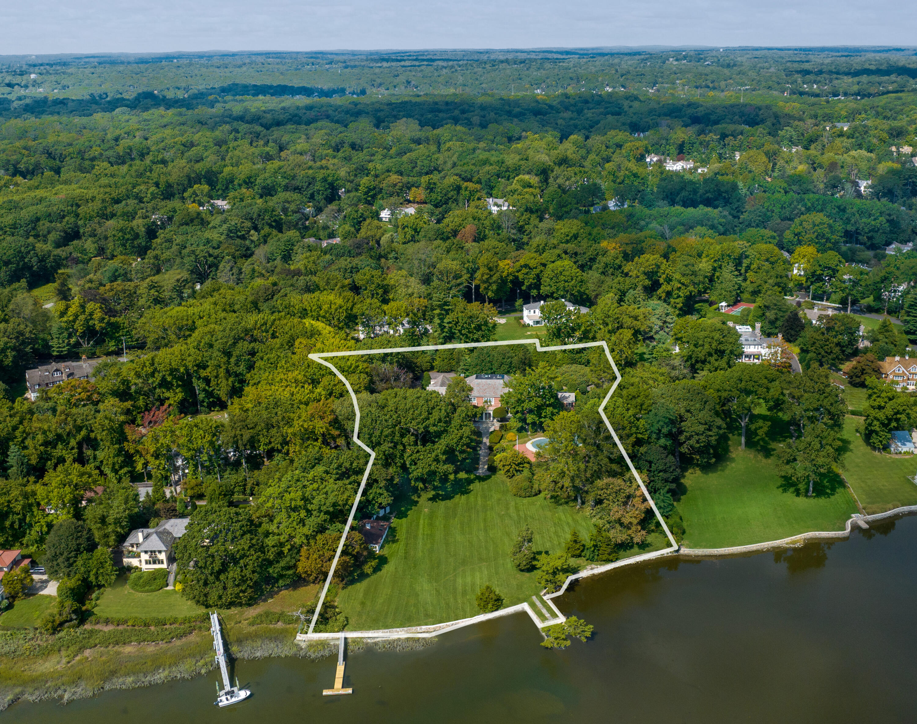 1 Runkenhage Road Darien, CT 06820 - Photo 2 of 33 a view of a tennis court