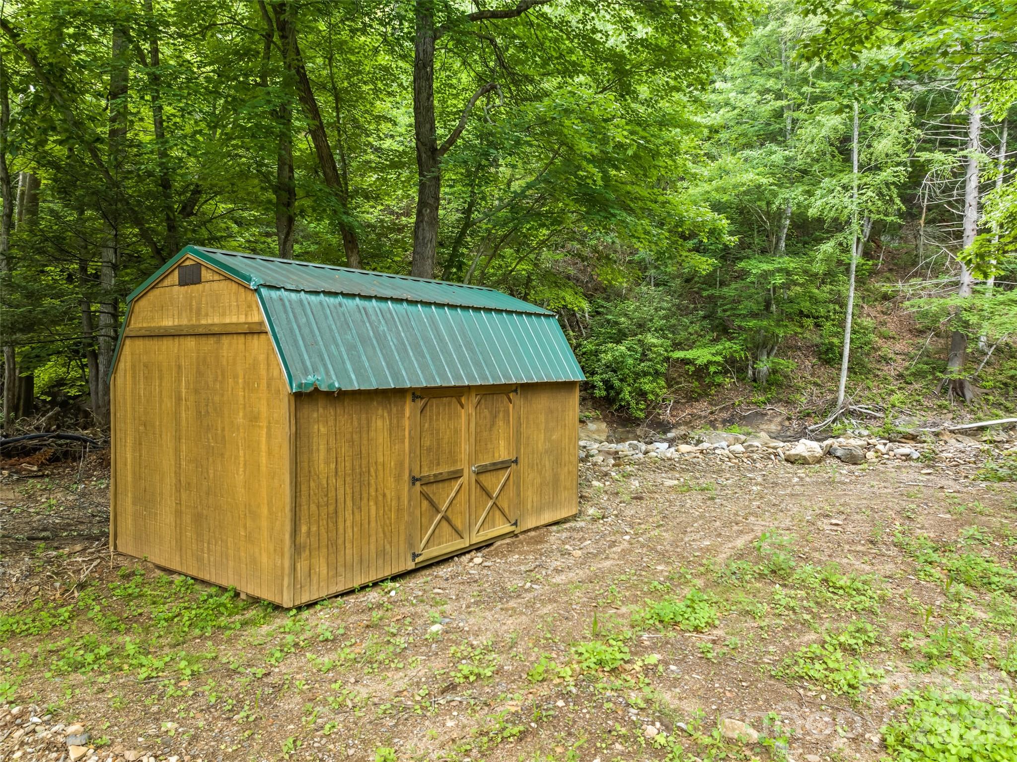 449 Little East Fork Road Canton, NC 28716 - Photo 8 of 40