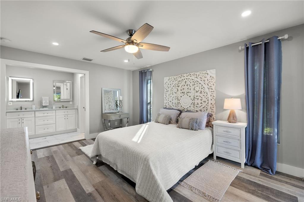 248 Bay Meadows Drive Naples, FL 34113 - Photo 13 of 26