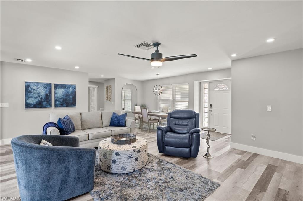 248 Bay Meadows Drive Naples, FL 34113 - Photo 3 of 26