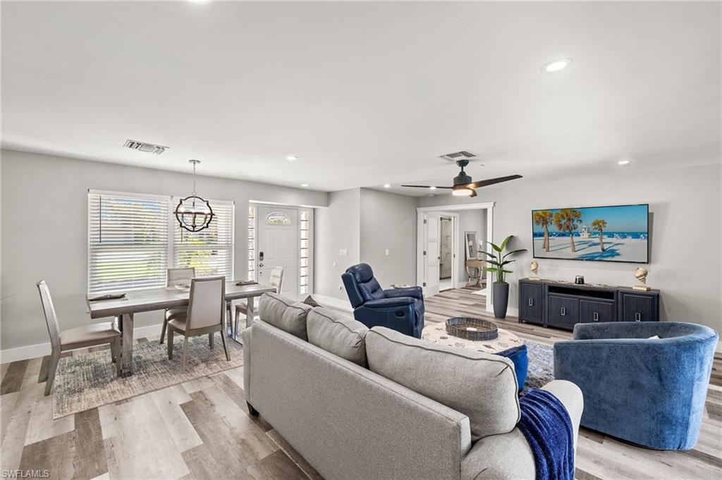 248 Bay Meadows Drive Naples, FL 34113 - Photo 5 of 26