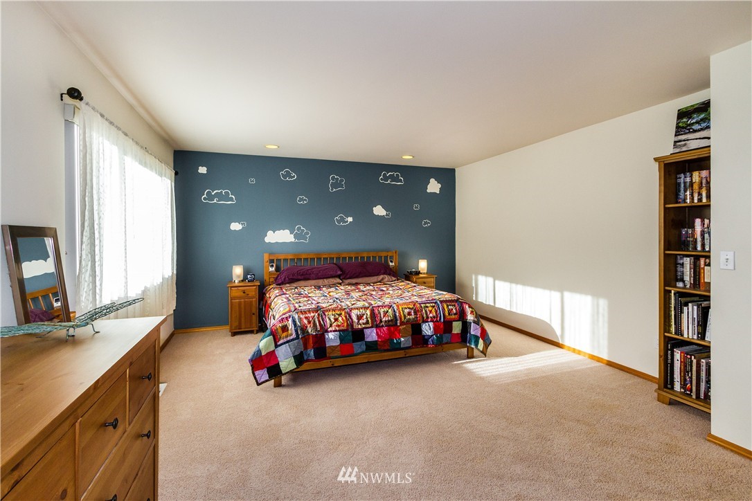 210 169th Street Southeast Bothell, WA 98012 - Photo 12 of 25