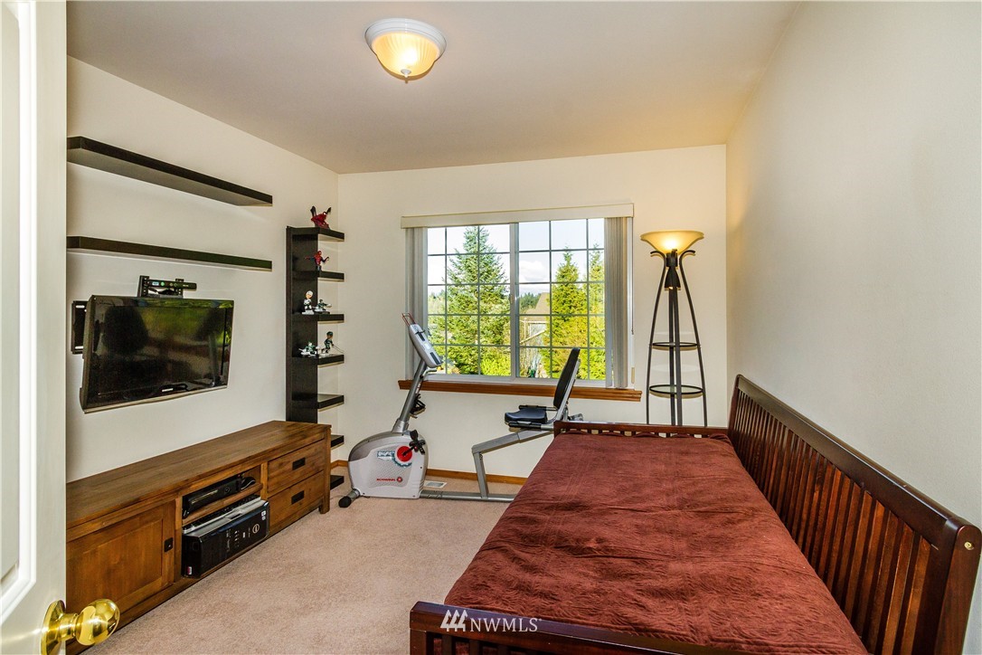 210 169th Street Southeast Bothell, WA 98012 - Photo 18 of 25