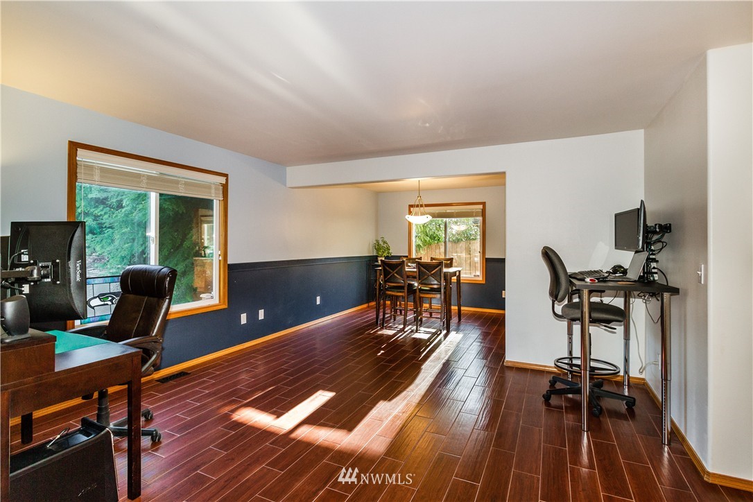 210 169th Street Southeast Bothell, WA 98012 - Photo 10 of 25