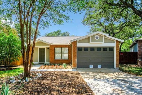 $1,795 | 7318 Hunters Lake, San Antonio, TX 78249