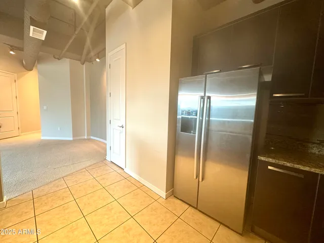 $2,299 | 1 East Lexington Avenue, Unit 411, Phoenix, AZ 85012