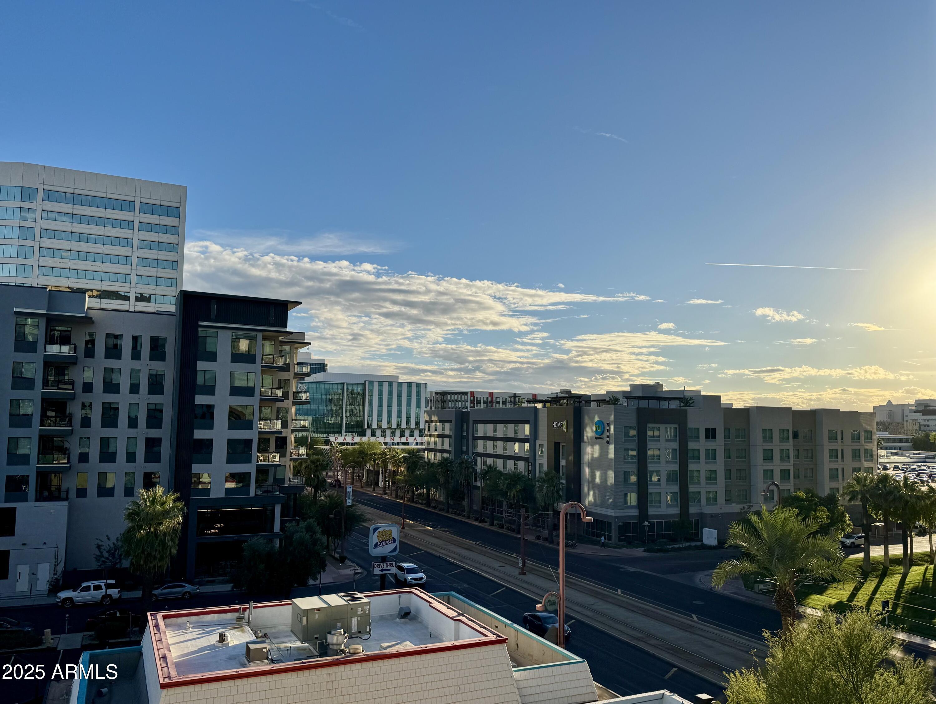 1 East Lexington Avenue, Unit 411 Phoenix, AZ 85012 - Photo 19 of 35 IMG_1296