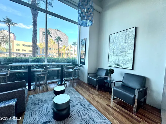 $2,299 | 1 East Lexington Avenue, Unit 411, Phoenix, AZ 85012