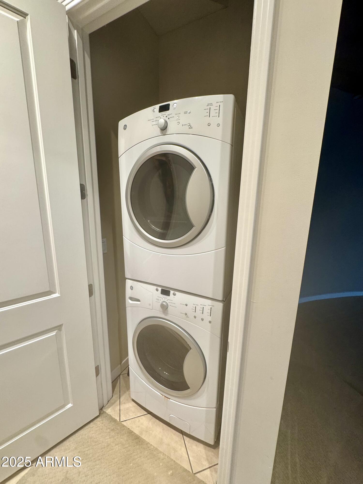 1 East Lexington Avenue, Unit 411 Phoenix, AZ 85012 - Photo 35 of 35 IMG_1315