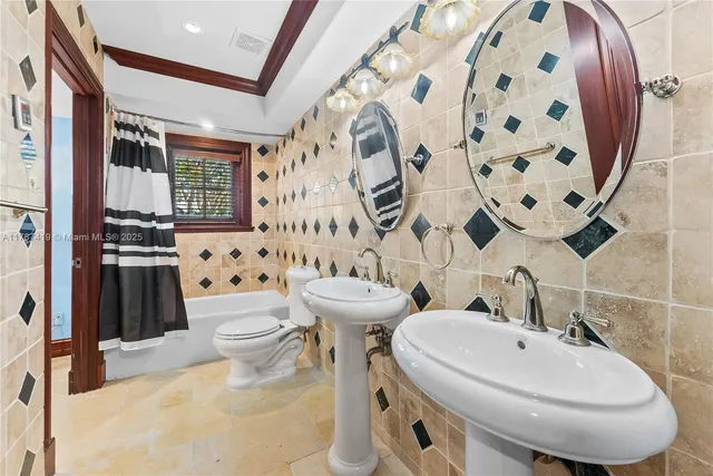 $7,000,000 | 609 2nd Key Drive, Fort Lauderdale, FL 33304