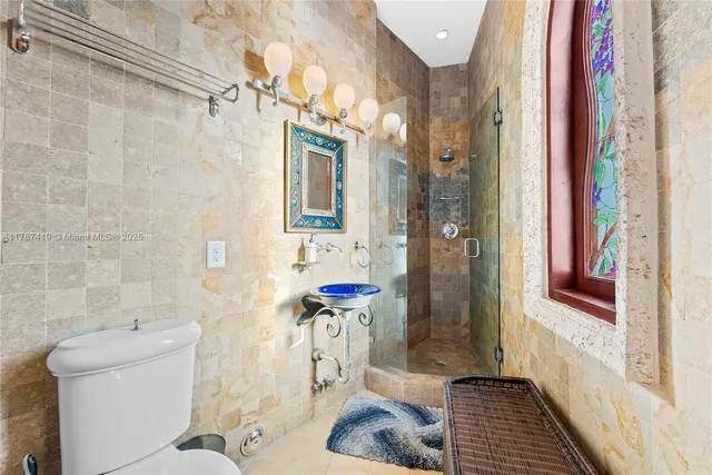 $7,000,000 | 609 2nd Key Drive, Fort Lauderdale, FL 33304