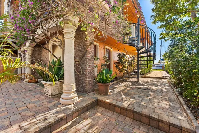 $7,000,000 | 609 2nd Key Drive, Fort Lauderdale, FL 33304