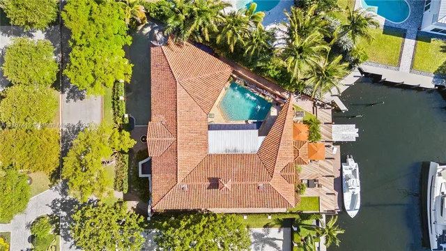 $7,000,000 | 609 2nd Key Drive, Fort Lauderdale, FL 33304