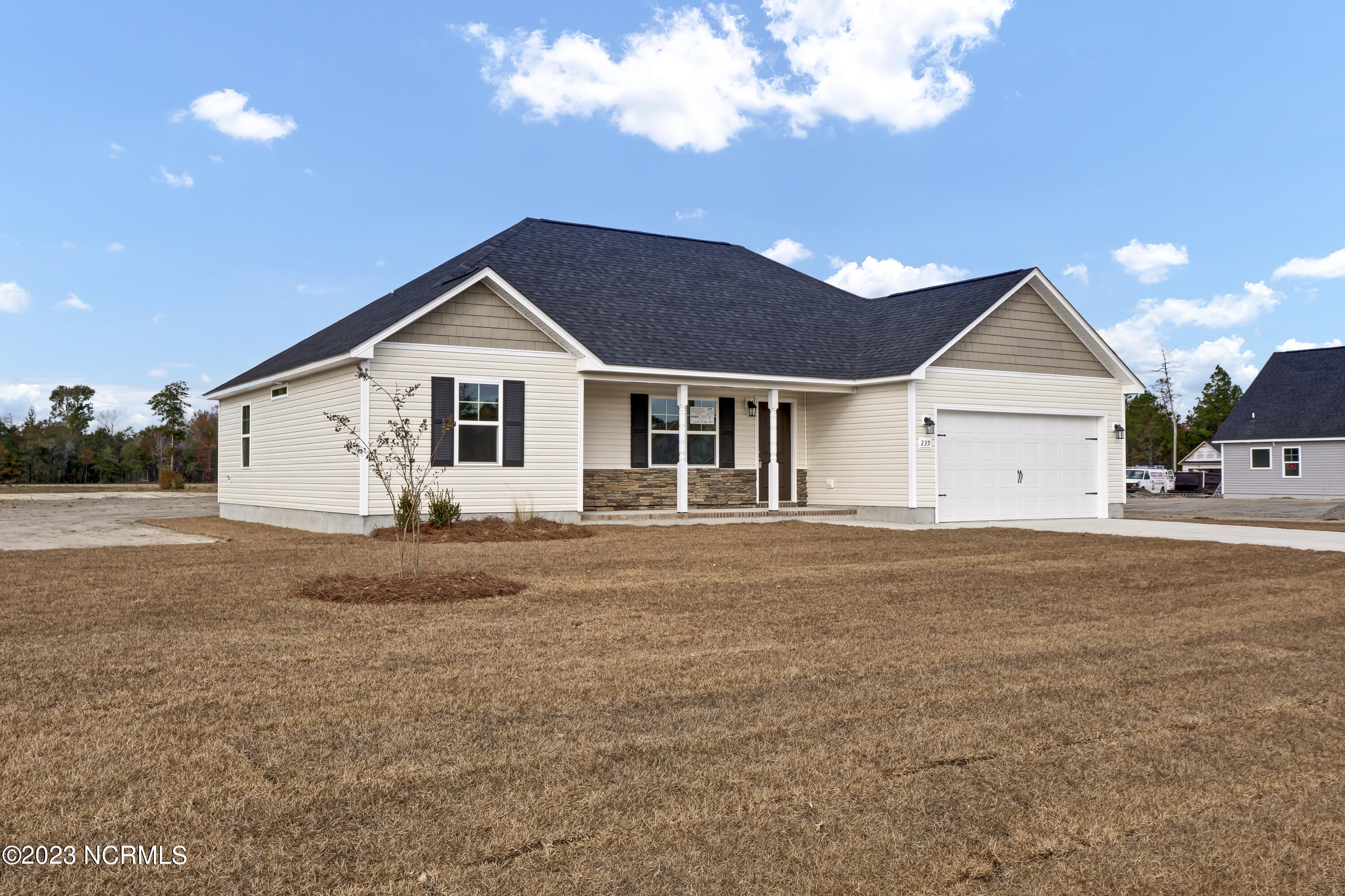 239 North Windy Ridge Road Hubert, NC 28539 - Photo 3 of 27 P1455900