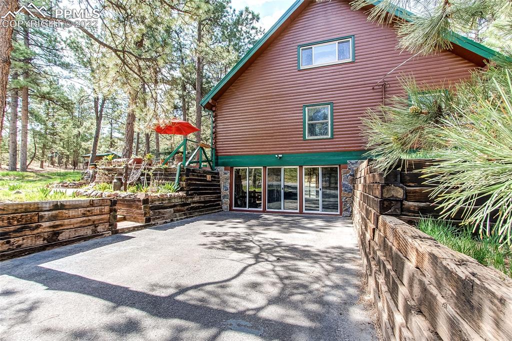 5030 Cedar Way Elizabeth, CO 80107 - Photo 32 of 33 a view of a house with a patio