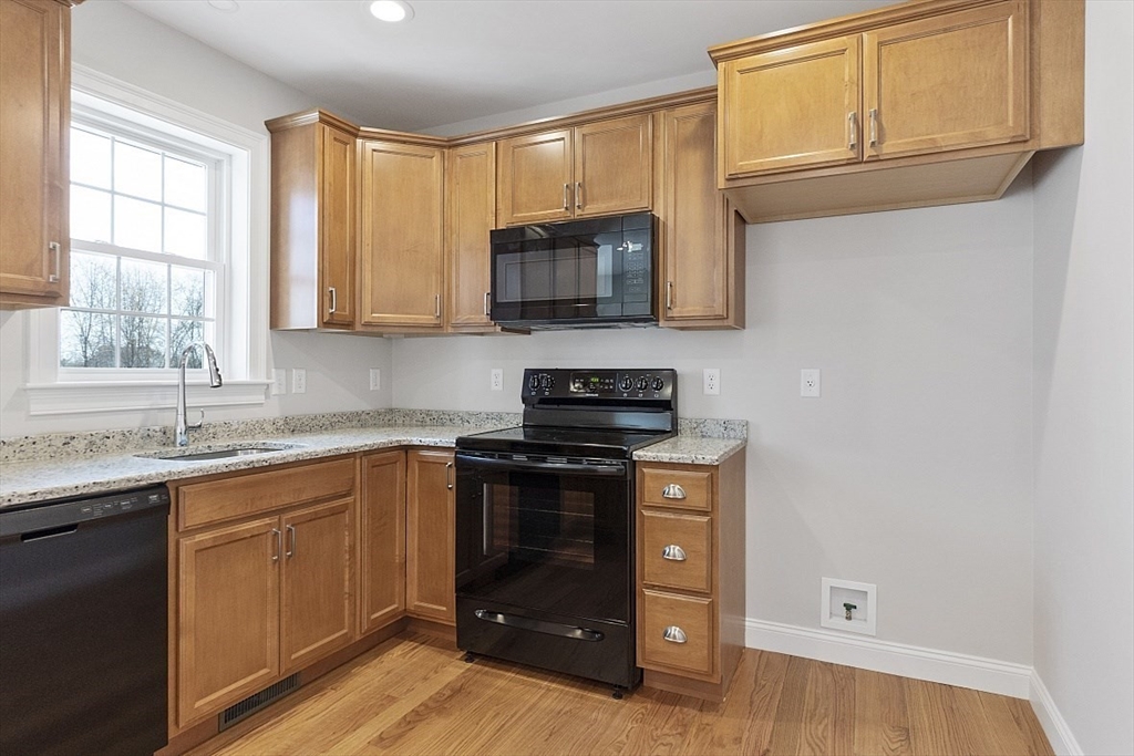 149 Lowell Road, Unit U:1 Pepperell, MA 01463 - Photo 9 of 34