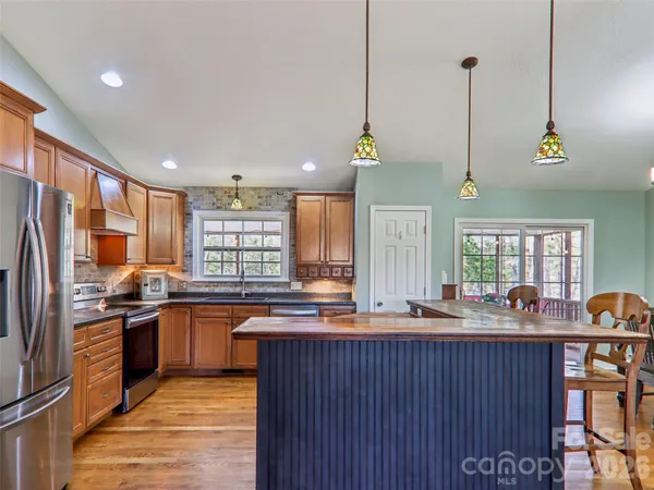 $595,000 | 74 Woodson Drive, Mars Hill, NC 28754