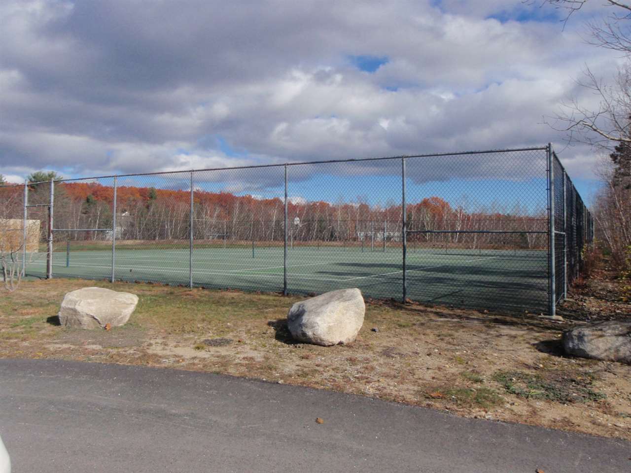1465 Hooksett Road, Unit 437 Hooksett, NH 03106 - Photo 13 of 16