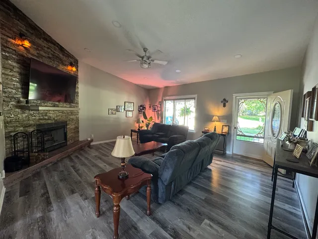 $300,000 | 227 West Provost Street, Amboy, IL 61310