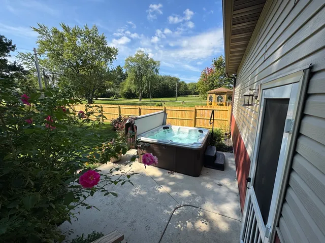 $300,000 | 227 West Provost Street, Amboy, IL 61310