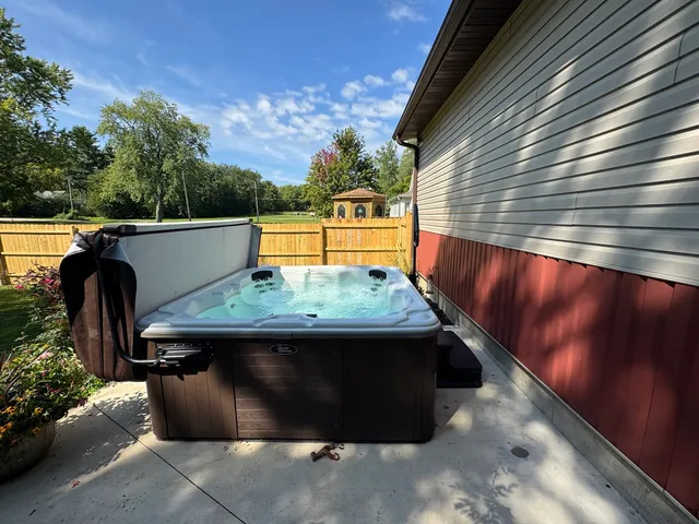 $300,000 | 227 West Provost Street, Amboy, IL 61310