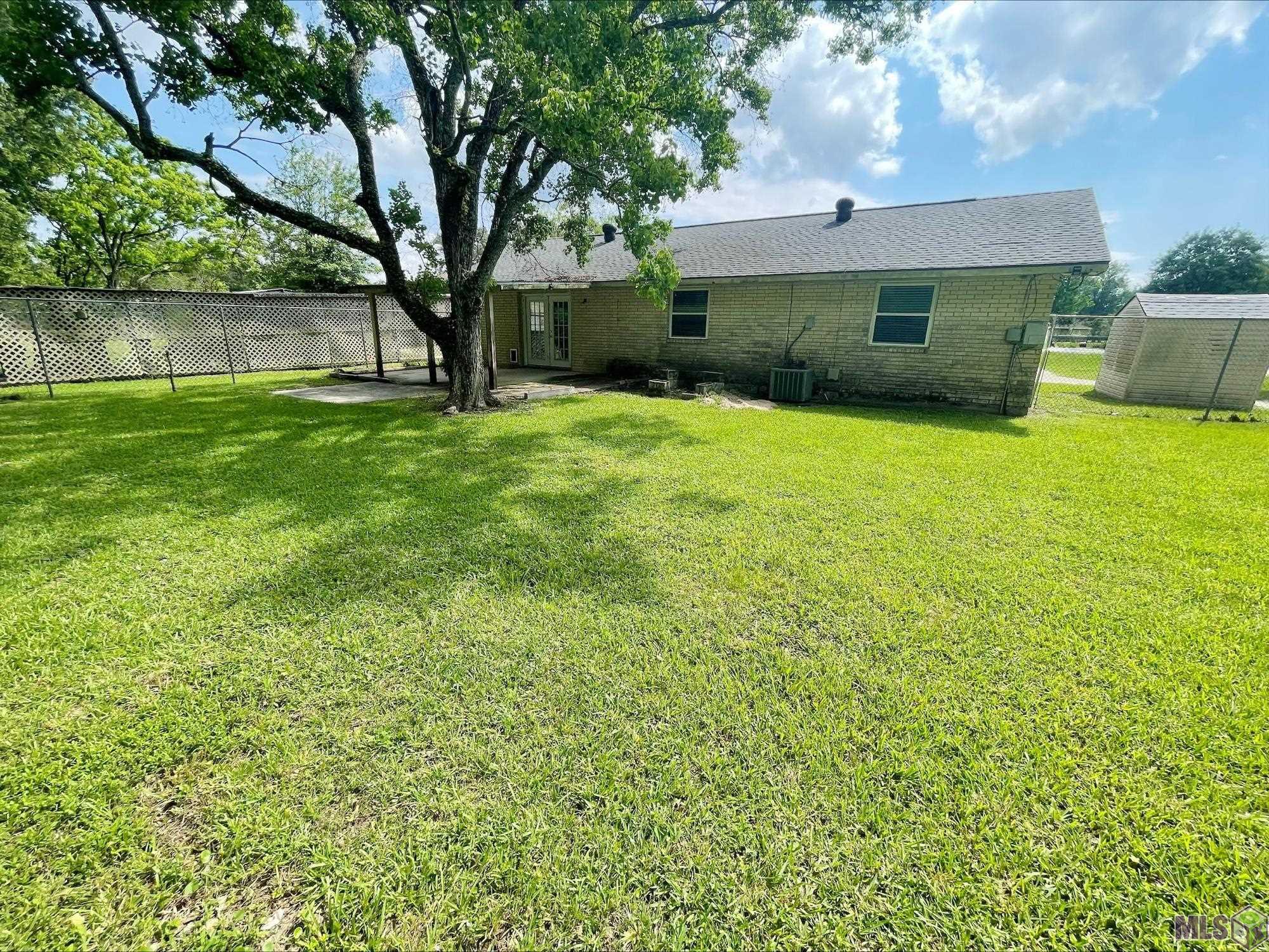 8651 Shadow Spring Boulevard Denham Springs, LA 70726 - Photo 14 of 22 Gallery Image 14
